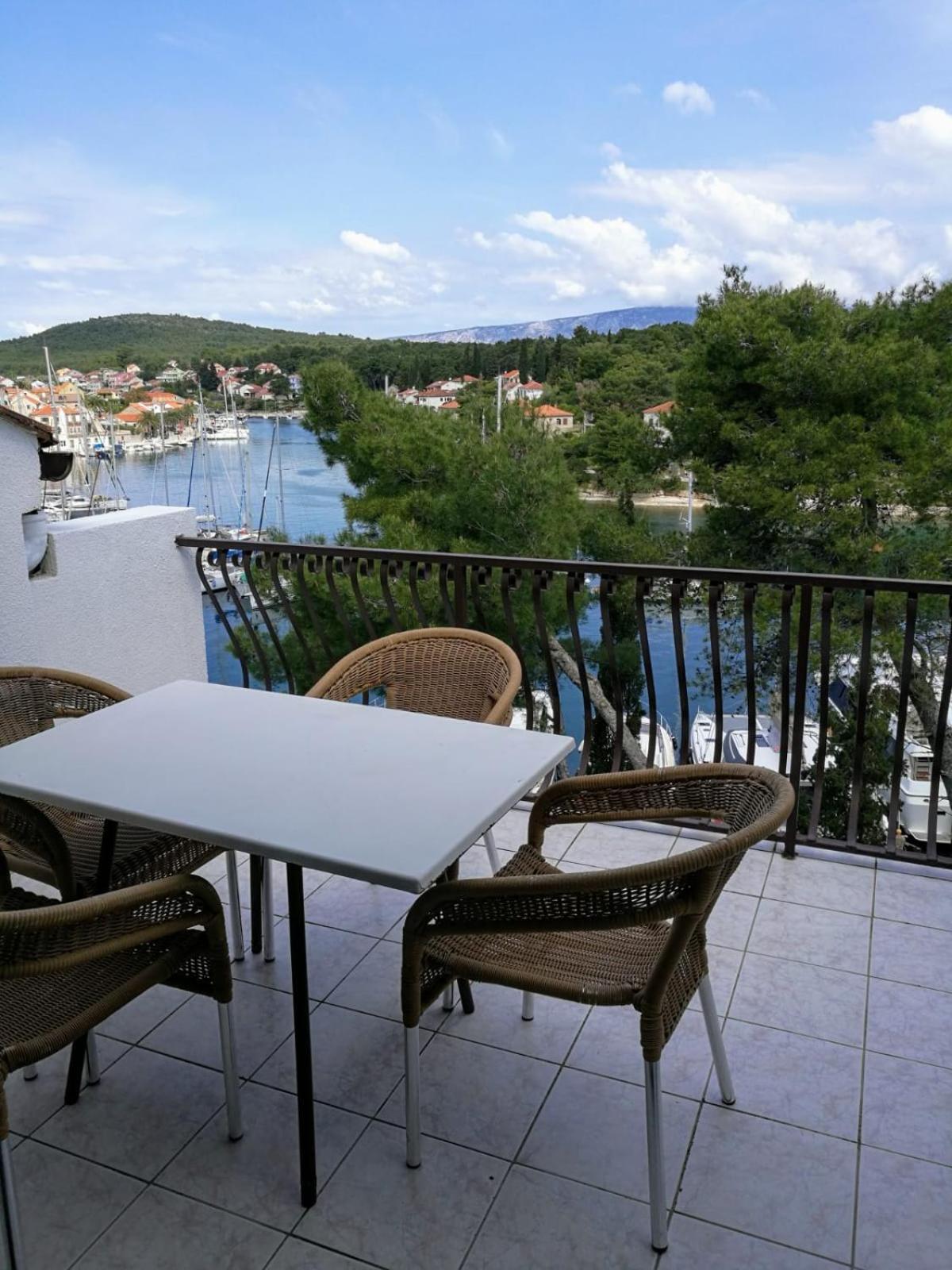 Apartment Ivanka Vrboska
